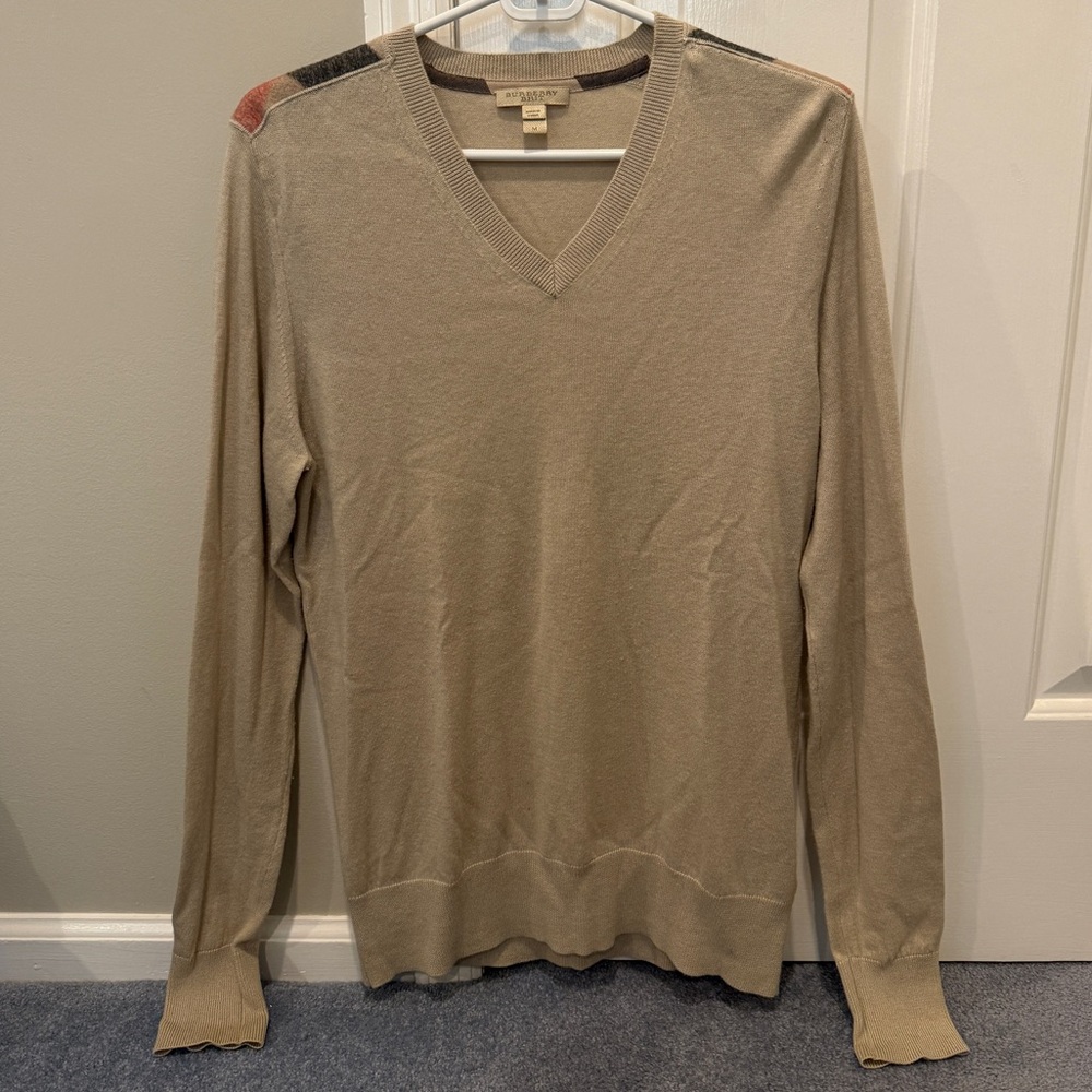 Burberry Britt V-Neck Cashmere Sweater